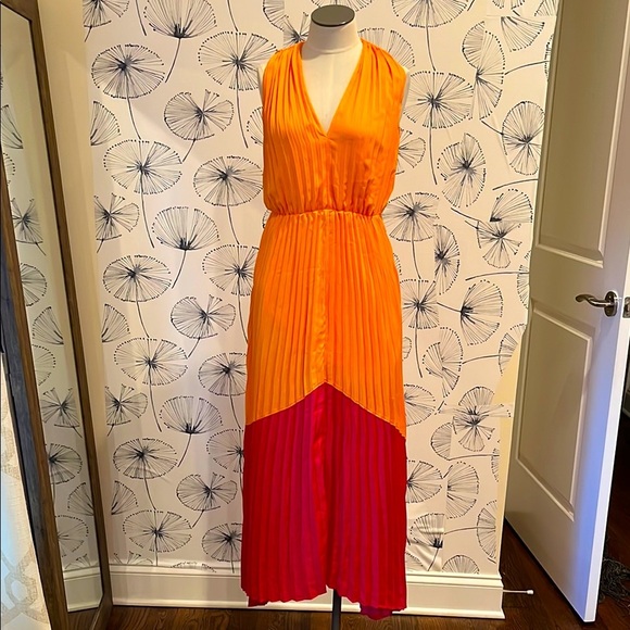 EXPRESS XS - Picture 1 of 2